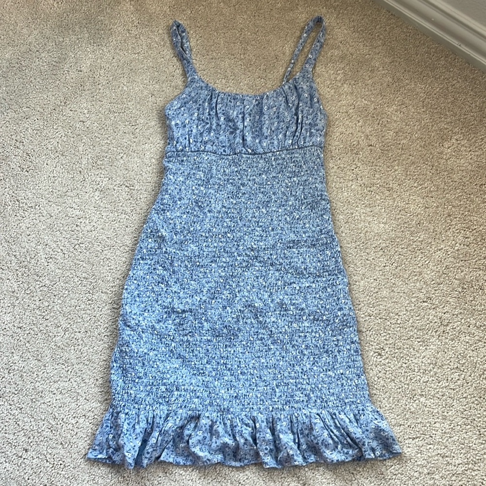 Abercrombie light blue floral dress